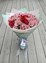 Букет цветов из:  Альстромерии в Бирючах