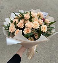 Букет Кремовые розы Латте в Бирючах