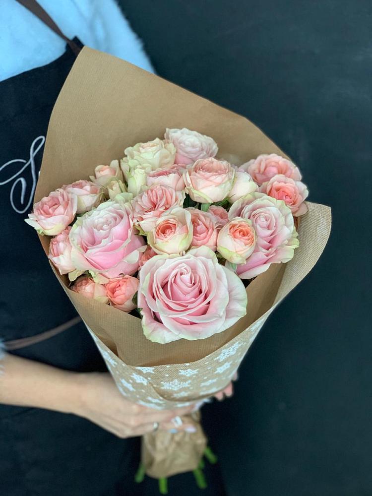 Букет цветов из: Хризантемы и Розы в Бирючах