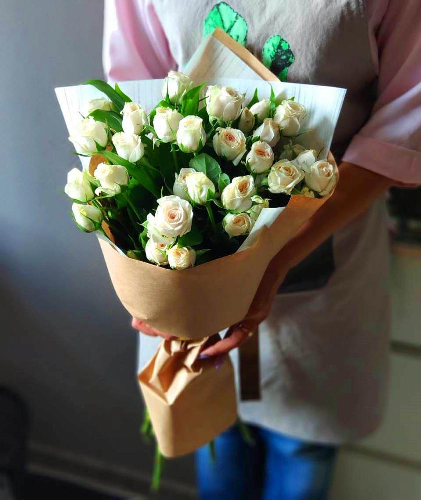 Букет цветов из: Розы в Бирючах