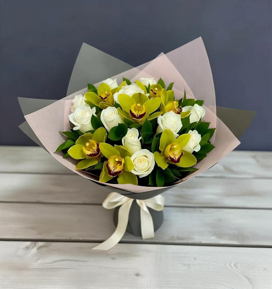 Букет цветов из: Орхидеи и Розы в Бирючах