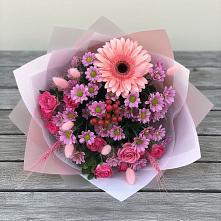 Букет цветов из:  Розы, Герберы и Хризантемы в Бирючах