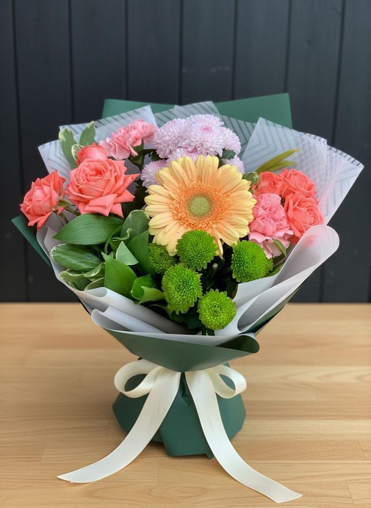 Букет цветов из: Гвоздики, Розы, Герберы и Хризантемы в Бирючах