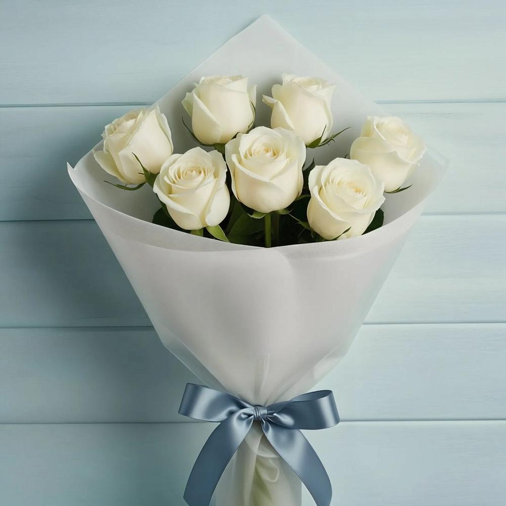 Букет 7 Белых роз Эдлесс Лав в Бирючах